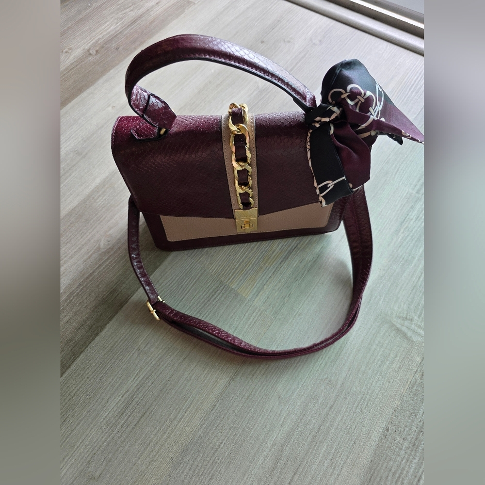 Elegant Burgundy and Beige Handbag